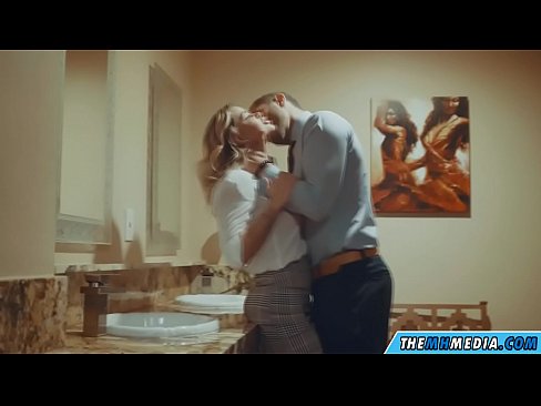 ❤️ When a busty blonde seduces you in a public restroom ️ Super porn at en-us.sexarxiv.ru ❌️❤